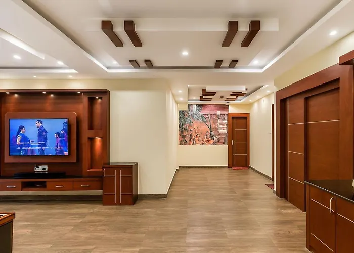 Oyo 15204 Sai Corporate Inn