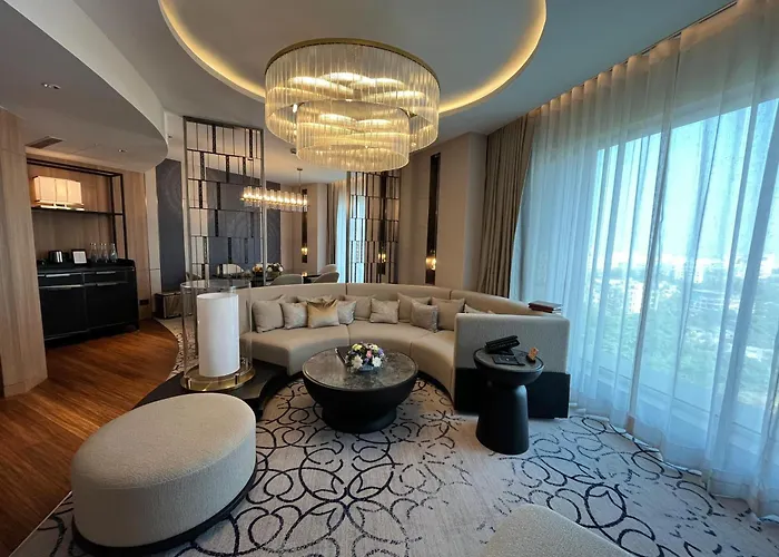Lyfe Hotel